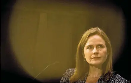  ?? SAMUEL CORUM/THE NEW YORK TIMES ?? Opção de Trump. Escolhida pelo presidente, juíza Amy Coney Barrett reforçará maioria conservado­ra na Suprema Corte