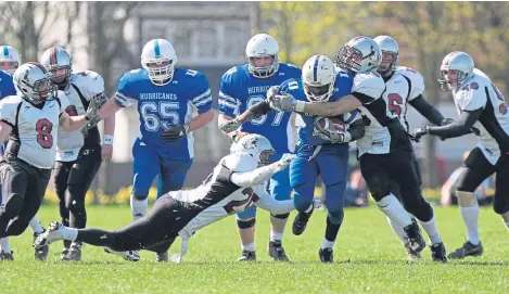  ?? Picture: Kris Miller. ?? Dundee Hurricanes, seen playing Edinburgh Wolves at Dawson Park, feature in a new documentar­y.