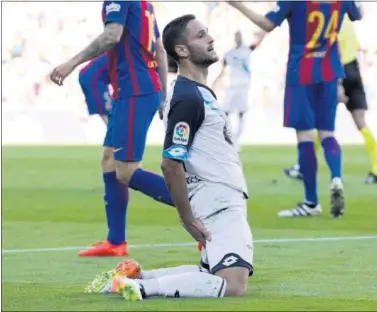  ??  ?? ÚLTIMA DERROTA. El Depor cayó 4-0 en el Camp Nou en la primera vuelta con Garitano en el banquillo.