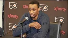  ?? SUBMITTED PHOTO — ZACK HILL ?? Wayne Simmonds hurriedly recounts Wednesday at the Skate Zone. his 2017-18 injury history