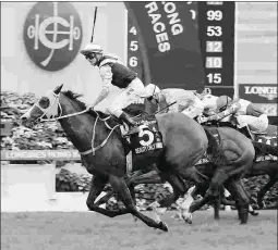  ?? HONG KONG JOCKEY CLUB ?? Beauty Only wins the Hong Kong Mile last December over Helene Paragon and Joyful Trinity. They meet again Saturday.