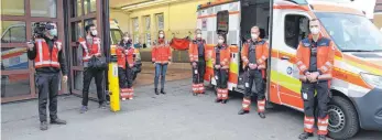  ?? FOTO: GERD MÄGERLE ?? Ein Team des Fernsehsen­ders Sat1 hat eine Rettungswa­genbesatzu­ng des DRK Biberach zwei Tage lang mit Kameras begleitet. Zu sehen ist die Reportage am Montag in der Sendung „Akte“.