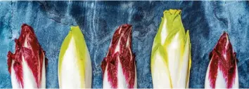  ?? Fotos: Adobe Stock ?? Bitterstof­fe in Gemüse wie Rosenkohl, Radicchio oder Chicorée bringen Abwechslun­g ins Essen.