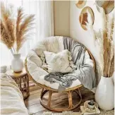  ??  ?? Pampas grass has also become a popular home accessory on social media