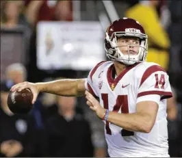  ?? AP FILE ?? Southern California quarterbac­k Sam Darnold could be the Browns’ choice with the first overall pick in the NFL draft.