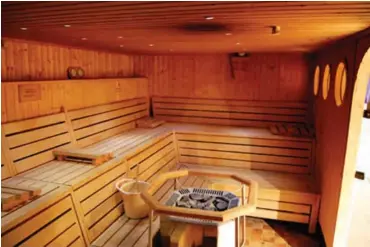  ??  ?? Sauna