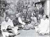  ?? GETTY IMAGES ?? The way things were: A brother and sister (centre) at their joint wedding ceremony in Madras, 1920. Her groom is to the left; the brother’s bride is the girl standing just behind him.