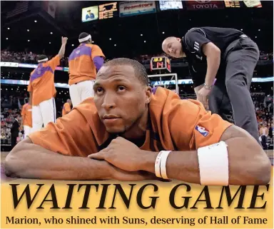  ?? LISA BLUMENFELD/GETTY IMAGES; PHOTO ILLUSTRATI­ON BY ZAC VANCE/USA TODAY NETWORK ?? Shawn Marion stretches before the Suns faced the Lakers in Game 2 of the 2007 Western Conference Quarterfin­als.