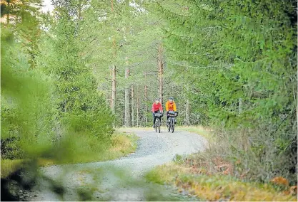  ?? FOTO: POPPIS SUOMELA ?? I Västerby kan man också följa South by Cycle-rutter.