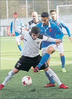  ?? FOTO: MIREYA LÓPEZ ?? Otro año en Segunda B Gernika y Barakaldo son dos clásicos de la categoría