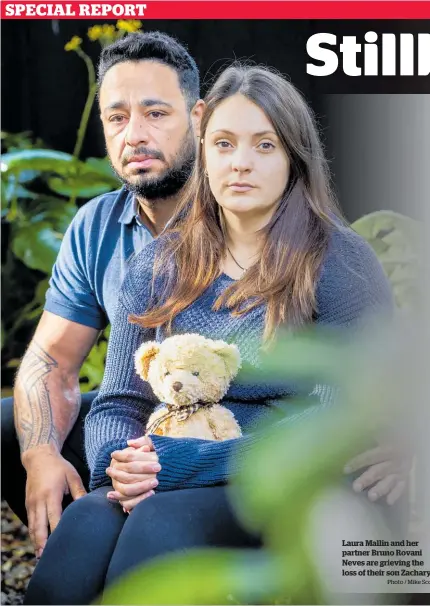  ?? Photo / Mike Scott ?? Laura Mallin and her partner Bruno Rovani Neves are grieving the loss of their son Zachary.