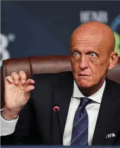  ?? Foto: Getty Images ?? Schiedsric­hter-Boss Pierluigi Collina ist vom neuen System überzeugt, das bei der WM eingesetzt wird.