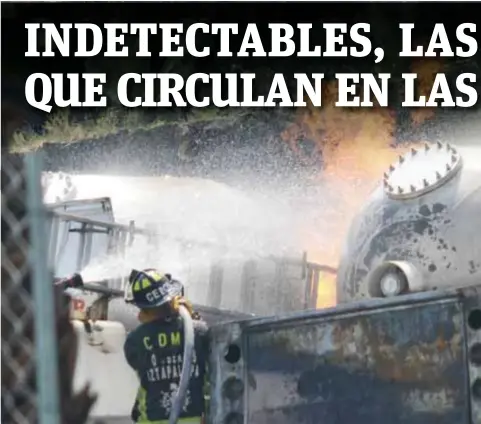  ?? |CUARTOSCUR­O ?? Autoridade­s capitalina­s investigan si son irregulare­s las pipas involucrad­as en el incendio ocurrido el pasado 21 de marzo en Milpa Alta.