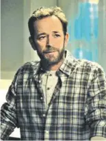  ??  ?? Luke Perry starb im Alter von 52 Jahren.