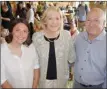  ?? JAMES MILLER/Penticton Herald ?? Helena Konanz is flanked by daughter Zoe and husband Adam at Thursday’s announceme­nt.