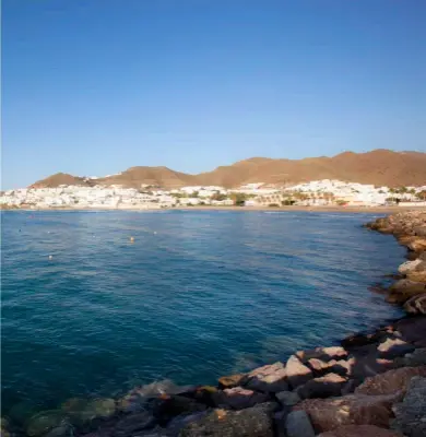  ??  ?? Playa de San José, Almería. Turismo y Deporte de Andalucía/ www.andalucia.org