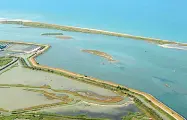  ?? (archivio) ?? La laguna Una foto della zona di Barbamarco, famosa per le vongole, ora a rischio di infiltrazi­oni di acqua dolce