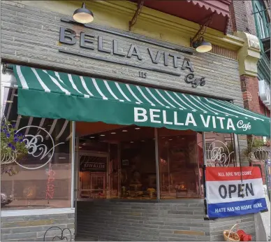  ?? MEDIANEWS GROUP ?? Bella Vita Café is located at 115Main Street, Oneida, in the former WJ Hinman Jewelry store.