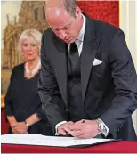  ?? ?? Southpaw: The Prince of Wales at last week’s Accession Ceremony