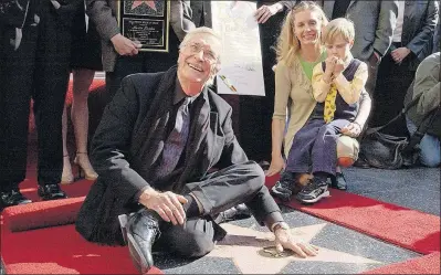  ?? [THE ASSOCIATED PRESS FILE PHOTO] ?? Actor Martin Landau, shown with his star on the Hollywood Walk of Fame in 2001, won an Oscar for “Ed Wood” and was nominated twice, for “Tucker: The Man and His Dream” and “Crimes and Misdemeano­rs.”