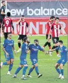  ?? FOTO: GETTY ?? Gol
El Sevilla celebra un tanto