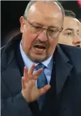  ?? ?? Pressure: Benitez