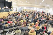  ?? COLIN MACLEAN/JOURNAL PIONEER ?? Hundreds of people gathered at Three Oaks Senior High School in Summerside Wednesday evening to discuss the city’s illicit drug problem and ask questions of the people working to solve it.