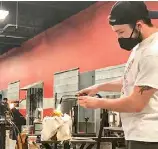  ?? ??