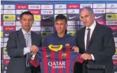  ??  ?? La présentati­on de Neymar au Barça, en 2013.