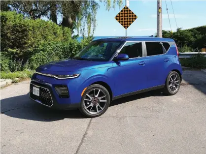  ?? SABRINA GIACOMINI PHOTOS ?? The 2020 Kia Soul is powered by a 2.0-litre, I-4, 147 horsepower (132 lb.-ft. of torque) engine.