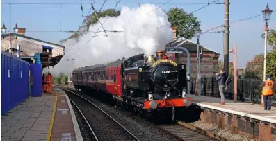  ?? JOHn H. bIRd ?? ‘94XX’ no. 9466 passes Hanwell with the empty coaching stock for its late owner’s memorial train on October 20.