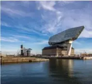  ?? FOTO WALTER SAENEN ?? Het havenhuis van Antwerpen, een van de realisatie­s van BAM Belgium.