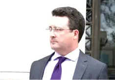  ?? — Reuters photo ?? Former Jefferies Group bond trader Jesse Litvak walks away from US District Court after his sentencing for defrauding customers on bond prices in New Haven, Connecticu­t.