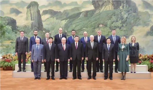  ?? (photo/Xinhua) ?? Xi Jinping, General Secretary of the CPC Central Committee and Chinese President meets a United Russia party delegation headed by Chairman of the party’s Supreme Council Boris Gryzlov in the Great Hall of the People, Beijing on November 25, 2019.