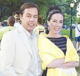  ??  ?? Andy and Kate Spade, the couple who epitomized all-American accessible luxury