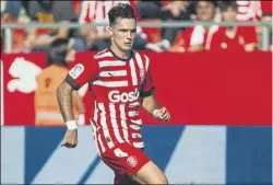  ?? Foto: PUNTÍ ?? Arnau, uno de los jugadores del Girona por el que se pelearán en enero