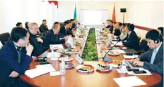  ??  ?? В июле в AIU прошла международ­ная конференци­я «Экономичес­кий пояс Шелкового пути и актуальные вопросы китайско-казахстанс­кого взаимодейс­твия».