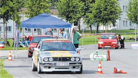  ?? FOTO: ACV-MOTORSPORT­CLUB GÖGE ?? Bei freiem Eintritt können Besucher am Sonntag in Hohentenge­n Slalomwett­bewerbe verfolgen.