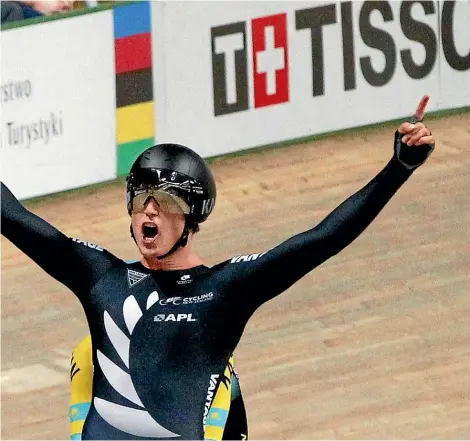  ?? GETTY IMAGES ?? Campbell Stewart crosses the line to win the omnium at the world track championsh­ips in Poland. Inset, Stewart has the gold medal around his neck on the podium.