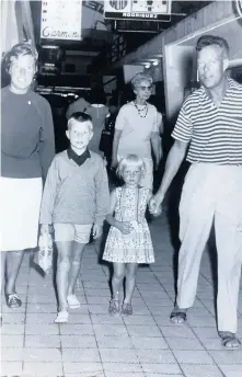  ??  ?? Jim and Betty MacDiarmid with children Ross and Henrietta.