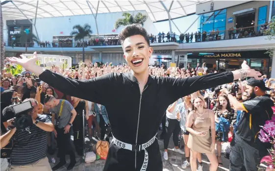  ?? Picture: MIKE BATTERHAM ?? Youtube star James Charles, who has more than four million subscriber­s on Youtube and Instagram, meets fans at Pacific Fair on Saturday.