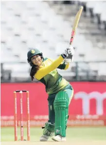  ?? | RYAN WILKISKY BackpagePi­x ?? SUNE LUUS played beautifull­y in scoring 26 off just 15 balls at Centurion yesterday.