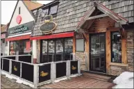  ?? Brian A. Pounds / Hearst Connecticu­t Media file photo ?? The Sitting Duck Tavern in the Paradise Green business district of Stratford in 2017. The Sitting Duck is another Connecticu­t restaurant affected by widespread supply chain issues, including a paper goods shortage.