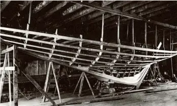  ??  ?? LEFT Prize under constructi­on at Bailey’s yard in Beaumont Street.BELOW RIGHTPrize launched 27 October 1923 at Beaumont Street. BELOW LEFT Prize planked up. OPPOSITE Prize off North Head.