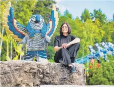  ?? FOTO: LEGOLAND DEUTSCHLAN­D RESORT ?? „Unendliche Möglichkei­ten“: Seit Mai 2019 leitet Manuela Stone das Legoland in Günzburg.