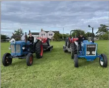  ?? ?? TRACTOR ENTHUSIAST­S Jennie Whittingha­m and Alex Kettlewell will be heading to the Newark tractor event
