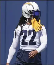  ?? PHOTO/CHRIS CARLSON ?? Los Angeles Chargers’ Jason Verrett pauses during the NFL football team’s minicamp Tuesday in Costa Mesa. AP