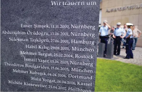  ?? Foto: dpa/Federico Gambarini ?? Ein Mahnmal zum Gedenken an die Todesopfer des NSU in Dortmund