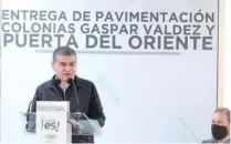  ??  ?? z El gobernador de Coahuila, Miguel Riquelme, dio a conocer ayer que el objetivo es adquirir vacunas contra el Covid-19 por cuenta propia.