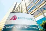  ??  ?? Pemex dio a conocer que el tonel de la mezcla de exportació­n se vendió ayer en 59.55 dólares.